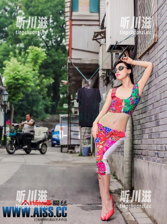 AISS爱丝(钻石版) - 小哲的女神范儿：一组写真图集让你欲罢不能