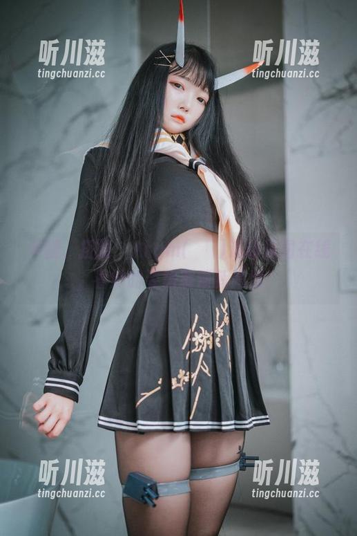 伸腿、扭腰，Aram(아람)运动原图在线，看她的姿势解锁新高度！