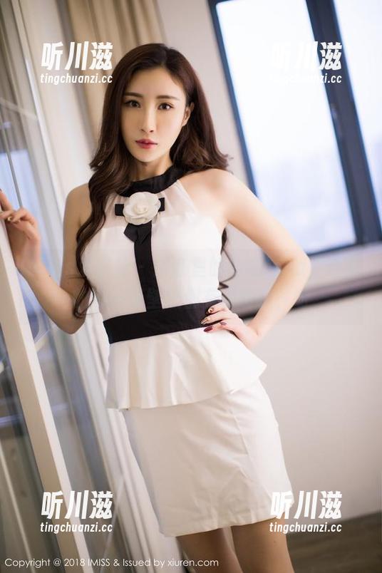IMiss爱蜜社-莉娜lena IMiss爱蜜社 - 浴缸里的莉娜lena,合集的每一张壁纸都有点暧昧,呀