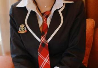 MFStar模范学院 – 意外的清凉与温暖：小奶瓶呜呜泳装里的图片资源，真的太有趣！