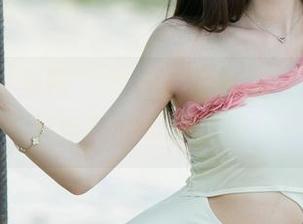 UGirls尤果网 – 李梓然的套装，每一张都是绝佳的写真资源！