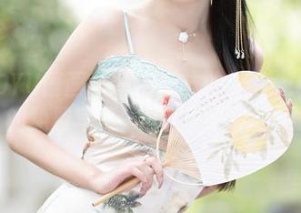 XIAOYU语画界 – 万圣节的梦心玥：想要的免费写真，一键下载就到手