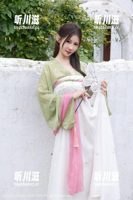 Xiuren秀人网-Egg尤妮丝 Xiuren秀人网 - 来自Egg尤妮丝的纯白写真:清澈透明,但我却有些晕眩