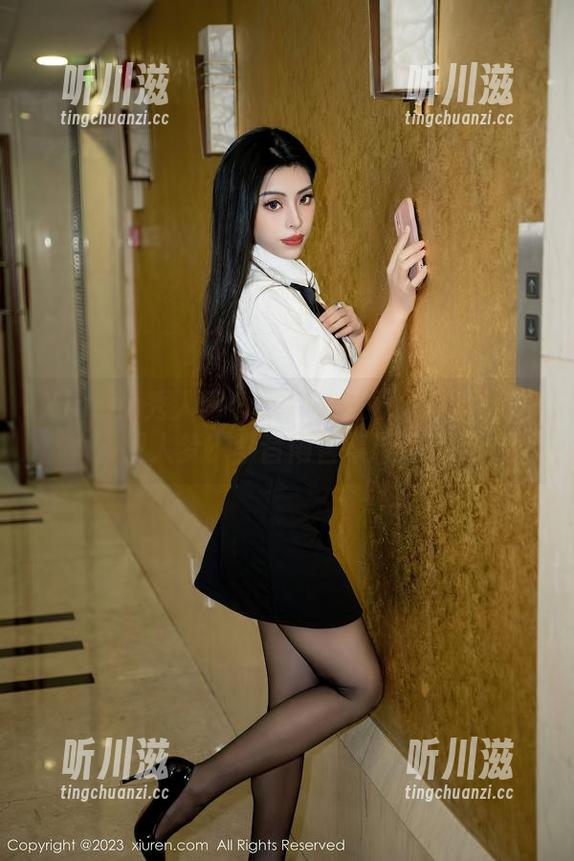 Xiuren秀人网-李昔雨 Xiuren秀人网 - 这到底是双人写真还是双人梦?李昔雨合集带我飞