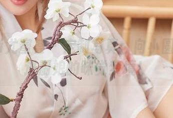YouMi尤蜜荟 – 定制写真：向小圆带你走进厨娘的味觉梦境！