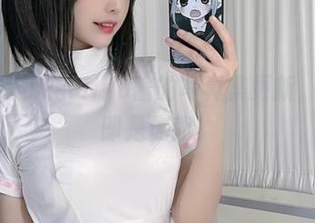 办公室小花Miko酱的写真集更新，快乐即是你我！