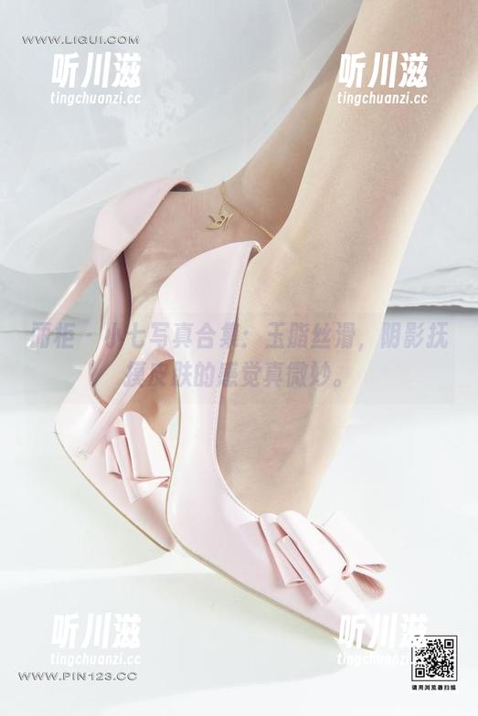 丽柜-小七 丽柜 - 小七写真合集:玉脂丝滑,阴影抚摸皮肤的感觉真微妙。