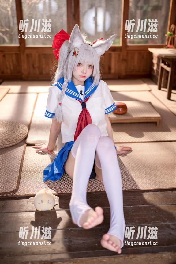 九柒喵 等待喵星人的夏日写真图册:九柒喵的不羁与自由