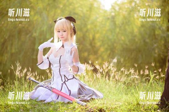 亚缇arty 火热夏日,亚缇arty泳池全集:下载清凉瞬间!