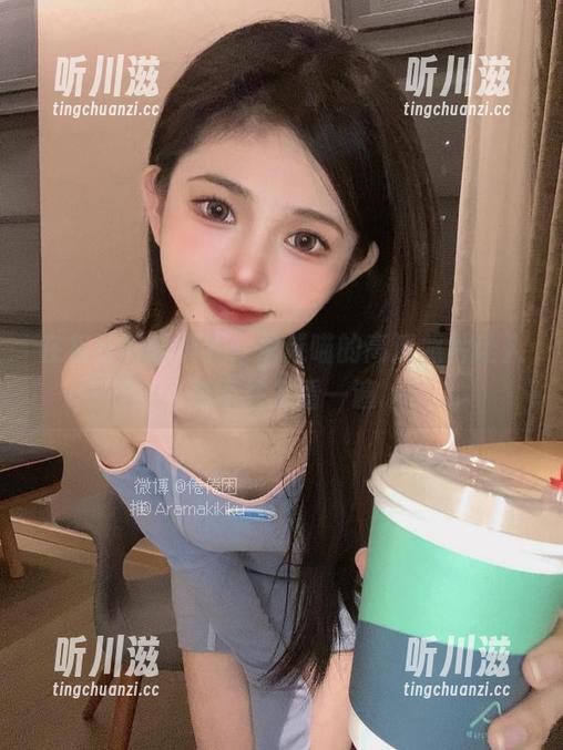 倦倦喵 在灰丝的轻柔下,倦倦喵的高清照片让人忍不住多看一遍