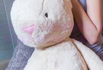 头条女神 – 阿依努尔瓦娅姐姐的写真合集，简直就是视觉界的‘小确幸’！