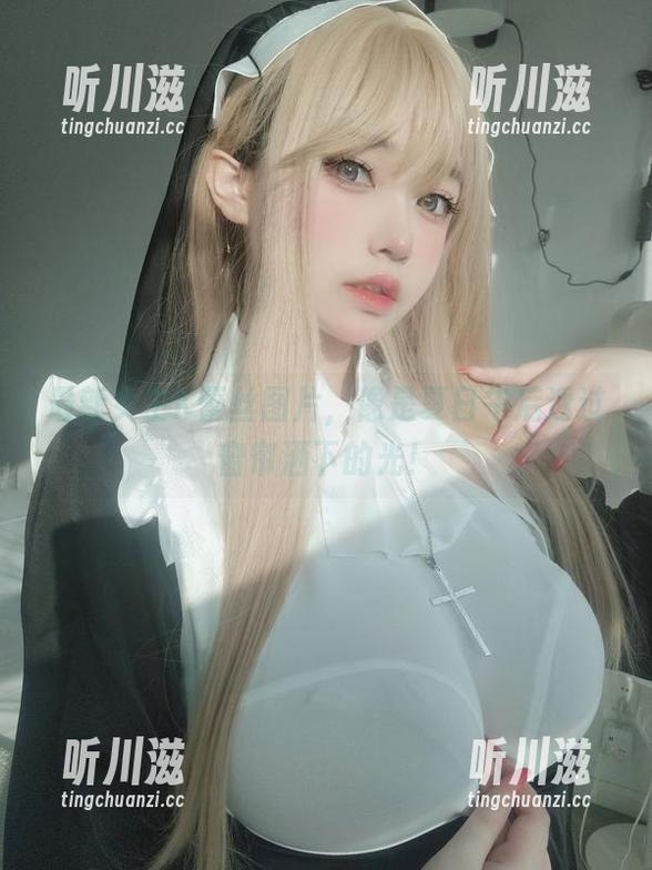 最新女主K蕾丝图片，像是夏日午后透过窗帘洒下的光！