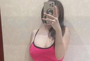 微密圈 – 观看奶宝妹纸运动的背后：图包里的妩媚与力量