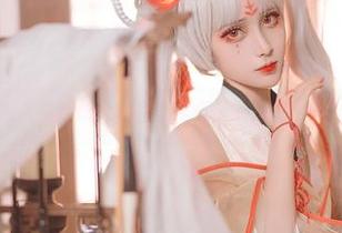 奶狮不咬人最新摄影作品，黑贞德的神秘游戏开盘啦！