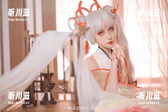 奶狮不咬人最新摄影作品，黑贞德的神秘游戏开盘啦！