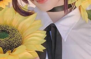 如月灰的泳池探秘，美图不设限，图包超乎想象！