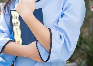 尤果网 – 布莱尔昆娜的旅拍写真：谁说无圣光就不能美？！