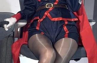 无影的猫咪，透明的心：开启无影喵喵的写真冒险