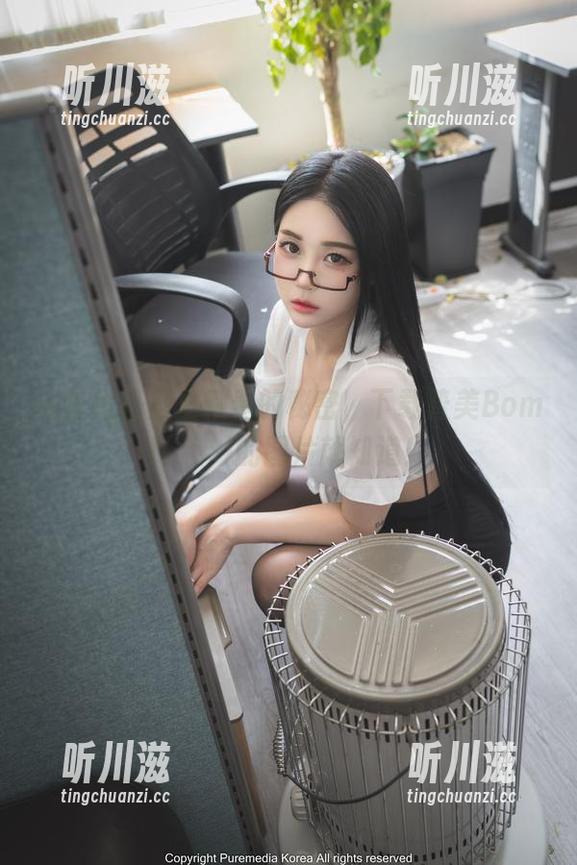 这些比基尼里藏着的秘密，下载普美Bomi(보미)的图片就知道！