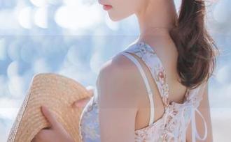 看看最新桜桃喵图集，粉色的主题就像进入了梦里，感觉被甜蜜覆盖。