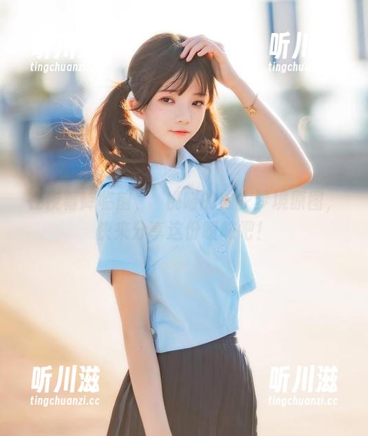 在夜幕降临前，桜桃喵的内衣梦境原图，快来分享这份暧昧吧！