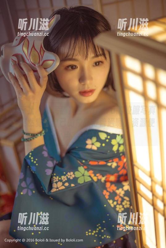 波萝社 - 看完猫九酱Sakura的校服写真，突然觉得自己的校服好普通啊，资源使用率飙升！