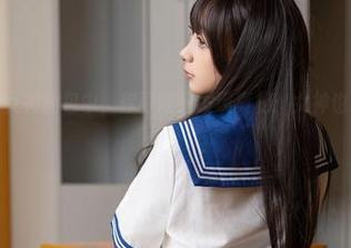 从浅安安的女神图包中，你可能会发现真相：女神也需要喝奶茶！