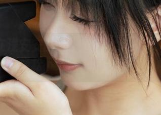 畅游在浅安安的镜头里：火华家竞泳作品轻松下载，别再犹豫！