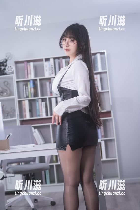 浅安安 隐秘的美:细品浅安安和服下的高清图片