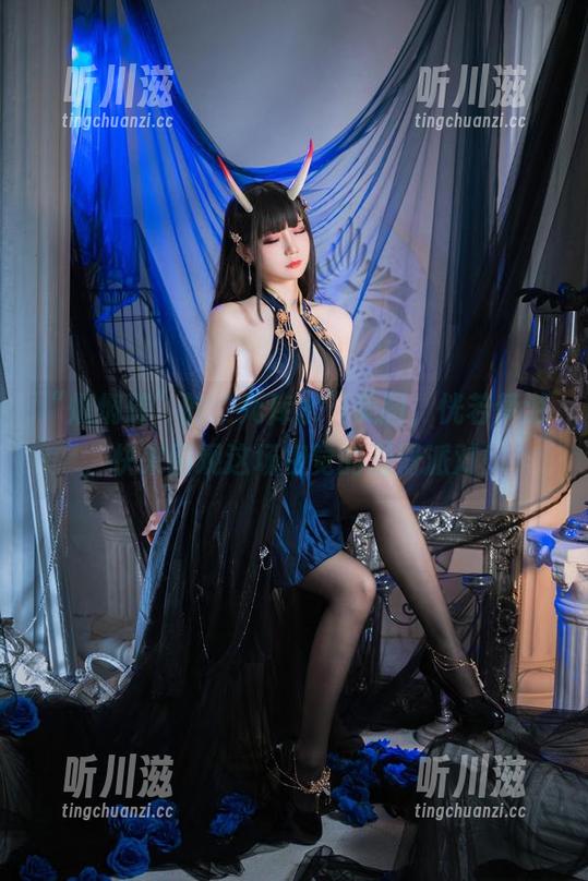 焖焖碳 “焖焖碳”的“死库水”美图,恍若梦游,快来围观这场视觉的湿滑派对!