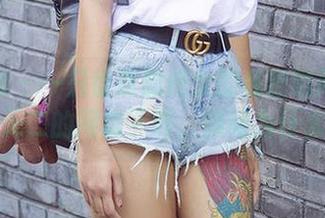 爱尤物 – 一只香蕉船修女的私密瞬间：独一无二的网盘下载，别问为什么！