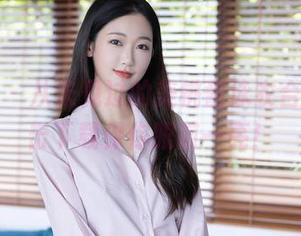 秀人网 – 从未见过的美桃酱泳衣合集，点击下载保你眼前一亮！