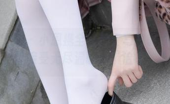 紧急企划 – 小恩携全套护士写真前来报道，准备好接受无尽温暖的“治疗”了吗？