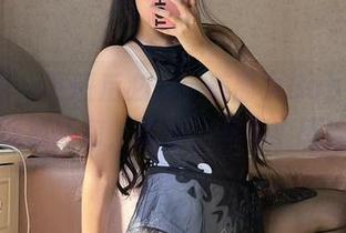 微密圈 – 下班后必备：美邵女Baby白丝诱惑图包，享受瞬间幸福感！