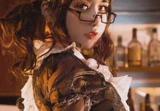 芊川一笑MNK和她的高跟鞋，原图与壁纸里的无尽幻想