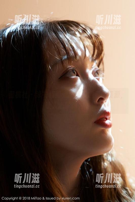 蜜桃社 - 泳衣和阳光：高清伊素妍资源，让人心旷神怡！