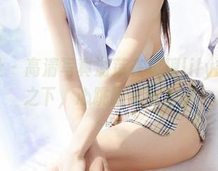 蜜桃社 – 高清写真游荡在琉璃lily的红裙之下，心跳跟着节拍走