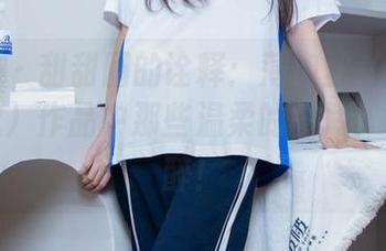 袜啵啵 – 甜甜圈的诠释：薄肉丝（脚尖微加固款）作品中那些温柔的图片，让人沉醉！