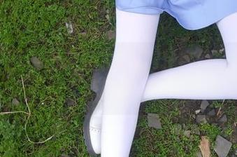 吓人！西尔酱足尖彩虹、JK白丝的高清写真大揭秘