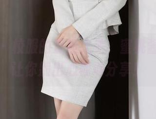 语画界 – 校服的反叛之美，蜜桃酱写真集让你别出心裁地分享！