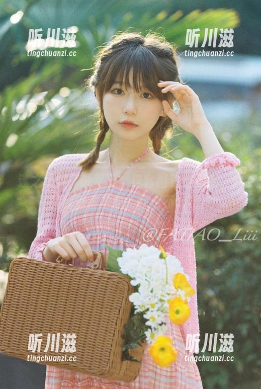 迷之呆梨户外写真：这套图是告诉你，别问我怎么拍的，我也不知道！