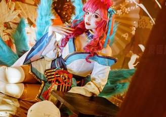 星星制服大放送！雯妹不讲道理合集：你的壁纸，没错就是要这么亮眼！